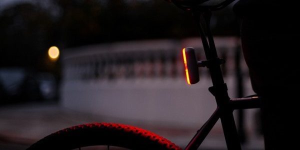 Modèle de lampe frontale pour vélo Blaze