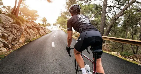 optimiser les tensions musculaires lors de la pratique du vélo