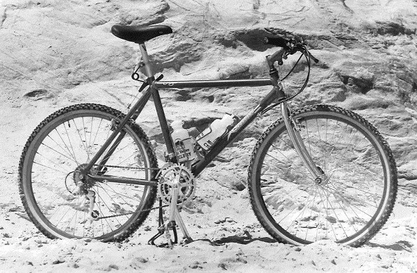 le premier vélo de montagne