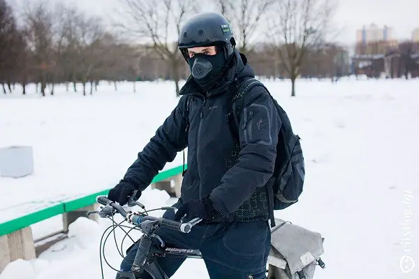 tenue d'hiver du cycliste